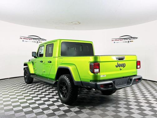 2025 Jeep Gladiator Sport