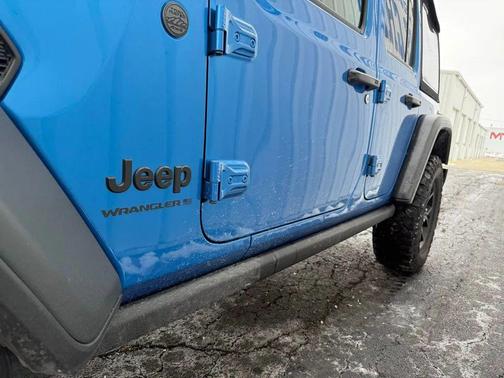 2024 Jeep Wrangler Willys