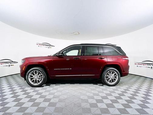 2025 Jeep Grand Cherokee Summit
