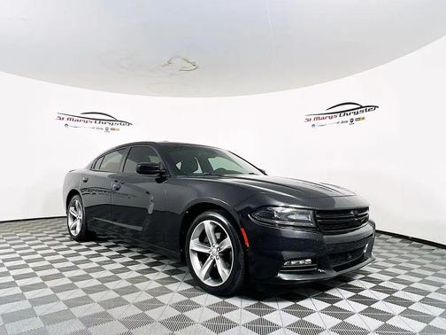 2015 Dodge Charger SXT