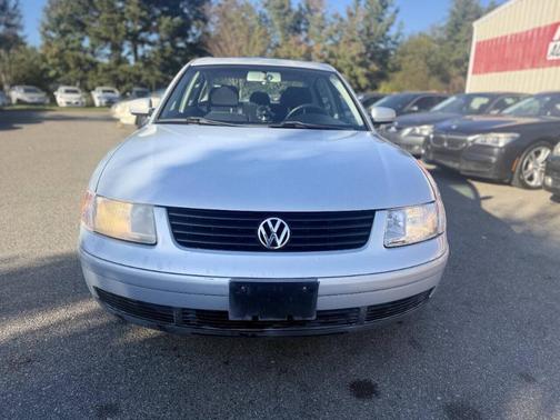 Silver 2001 Volkswagen Passat GLS