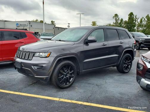 2018 Jeep Grand Cherokee Altitude