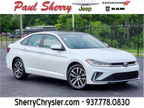 Opal White Pearl 2025 Volkswagen Jetta 1.5T SE