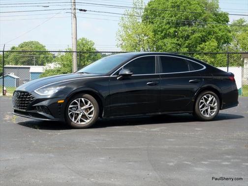 2022 Hyundai SONATA SEL
