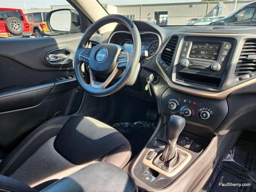 2014 Jeep Cherokee Sport