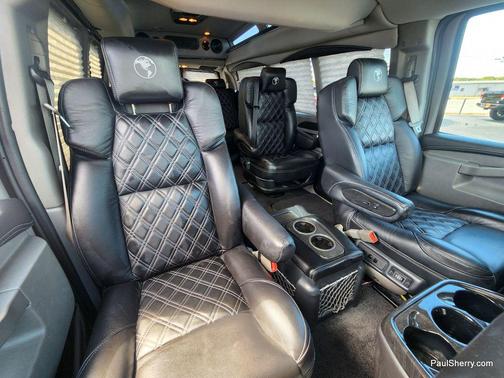 2023 GMC Savana 2500 Work Van