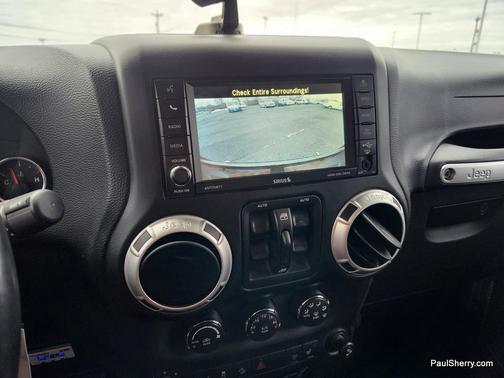 2013 Jeep Wrangler Unlimited Rubicon