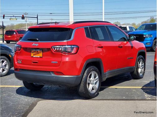 Redline Pearlcoat 2023 Jeep Compass Latitude