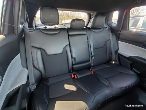 Redline Pearlcoat 2023 Jeep Compass Latitude