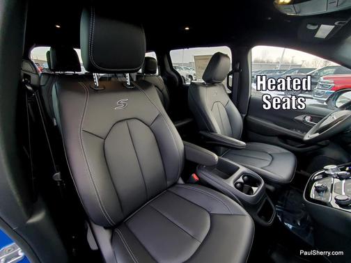 2026 Chrysler Pacifica L