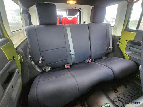 2010 Jeep Wrangler Unlimited Sahara