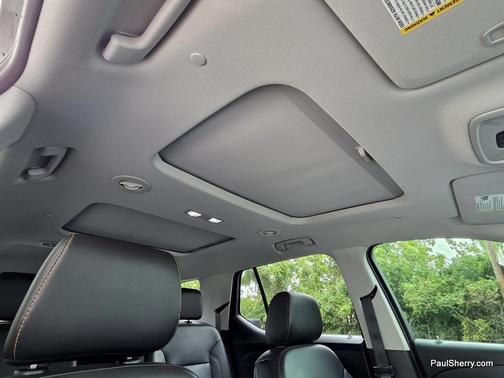 Mosaic Black Metallic 2021 Chevrolet Traverse Premier