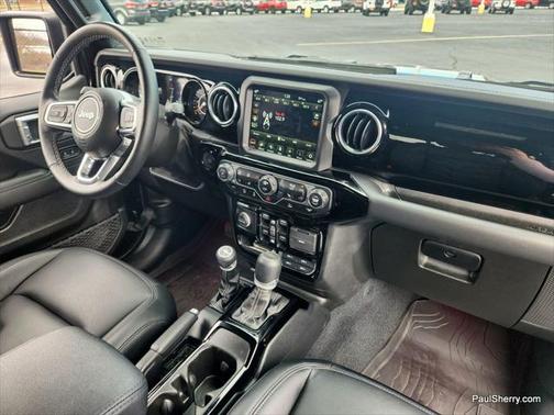 2022 Jeep Gladiator Overland