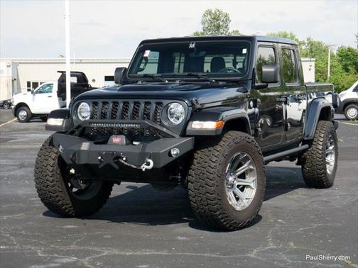 2022 Jeep Gladiator Overland