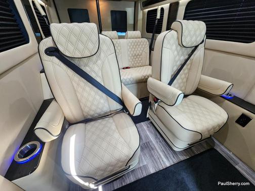Granite Crystal Metallic Clearcoat 2023 RAM ProMaster 3500 High Roof