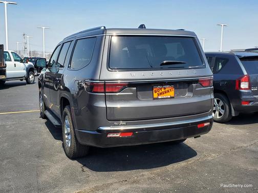 Baltic Gray Metallic Clearcoat 2024 Jeep Wagoneer Series I 4x4