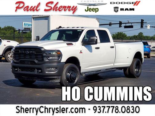 2025 RAM 3500 Tradesman Crew Cab 4x4 8' Box