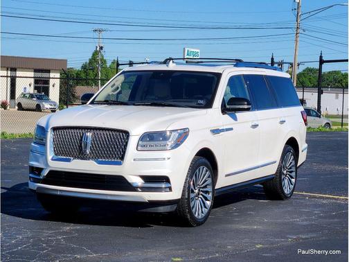 White Platinum Metallic Tri-Coat 2019 Lincoln Navigator Reserve