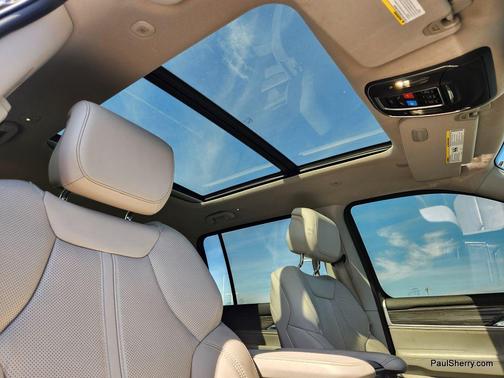 2022 Jeep Wagoneer Series III 4x4