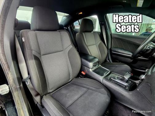 2017 Dodge Charger SXT