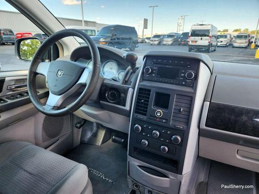2010 Dodge Grand Caravan SXT
