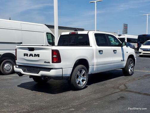 Bright White Clearcoat 2026 RAM 1500 Express