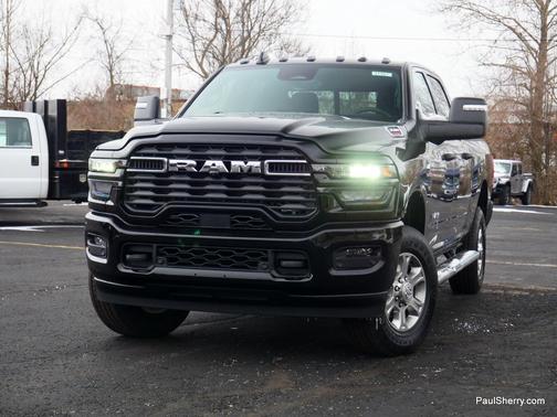 2026 RAM 3500 Big Horn Crew Cab 4x4 6'4' Box