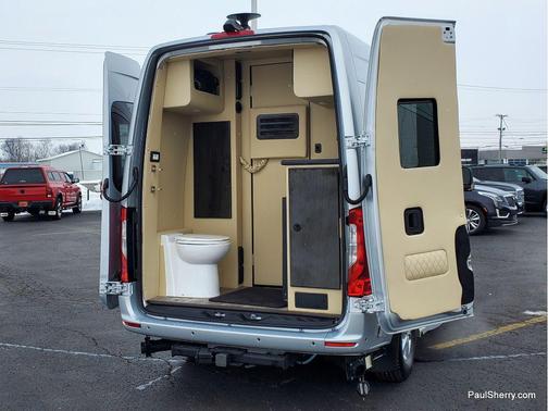 2021 Mercedes-Benz Sprinter 2500 Standard Roof