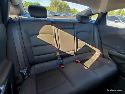 Mosaic Black Metallic 2016 Chevrolet Malibu 1LT