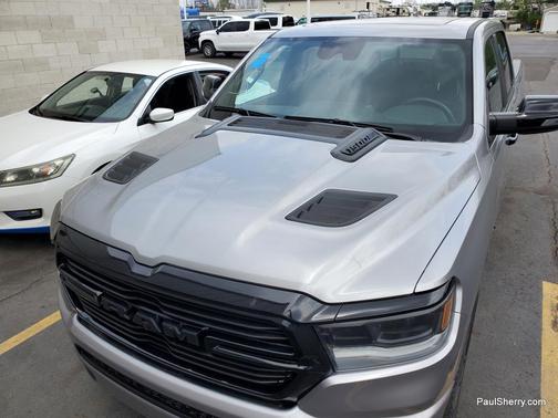 Billet Silver Metallic Clearcoat 2024 RAM 1500 Laramie