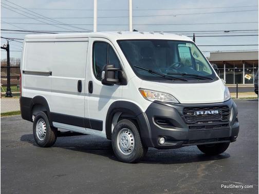Bright White Clearcoat 2026 RAM ProMaster 1500 Low Roof