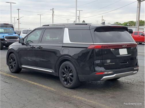 Aurora Black 2022 Kia Carnival SX Prestige