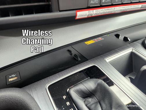 Ice Cap 2026 Toyota Sienna LE