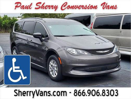 2021 Chrysler Voyager LXI