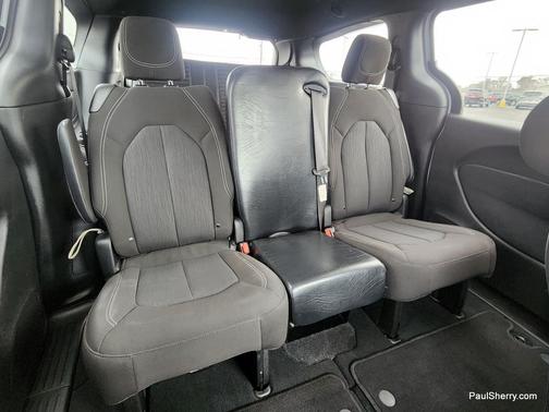 2024 Chrysler Pacifica Touring