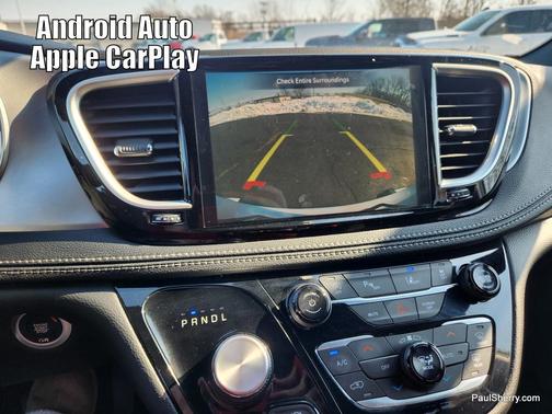 2024 Chrysler Pacifica Touring