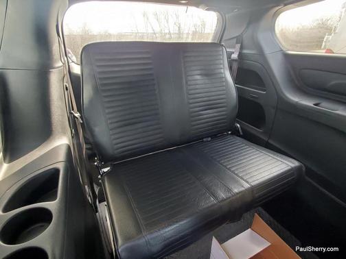 2024 Chrysler Pacifica Touring