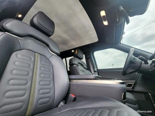 2023 Rivian R1S Launch Edition