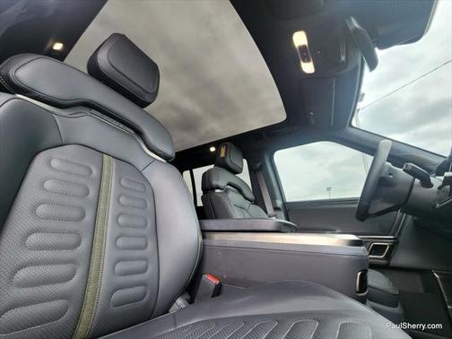 2023 Rivian R1S Launch Edition