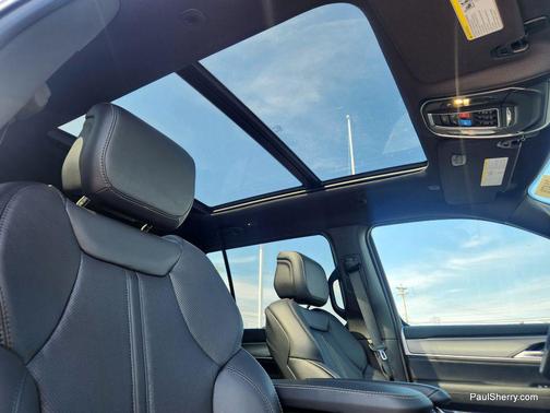 2025 Jeep Wagoneer Series II Overland 4x4