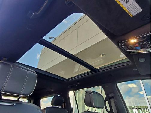 Diamond Black Crystal Pearlcoat 2022 Jeep Grand Wagoneer Series II 4x4