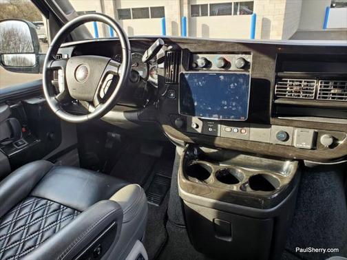 2023 GMC Savana 2500 Work Van