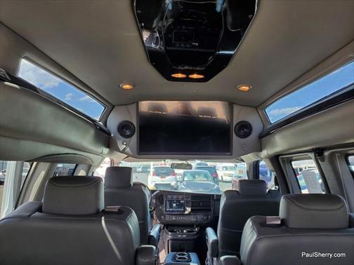 2023 GMC Savana 2500 Work Van