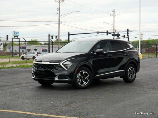 2023 Kia Sportage LX