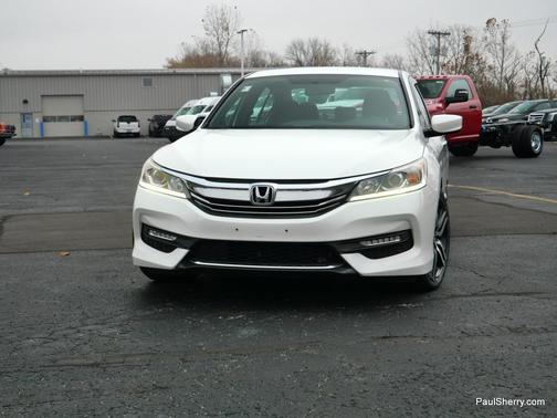 2017 Honda Accord Sport SE