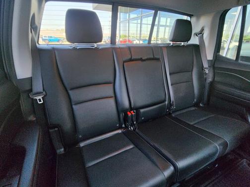 Crystal Black Pearl 2020 Honda Ridgeline RTL-E