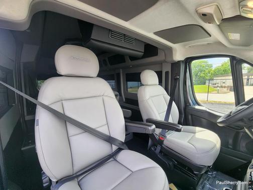 Black Clearcoat 2026 RAM ProMaster 3500 High Roof