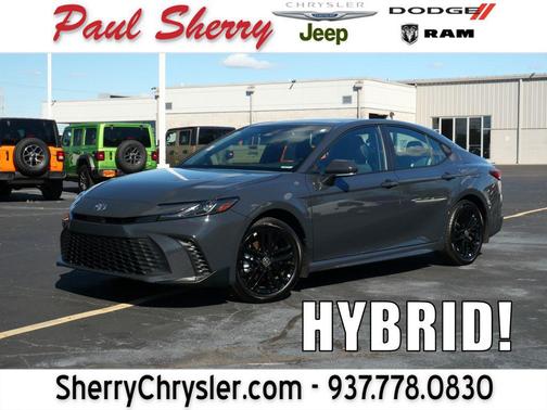 2025 Toyota Camry SE