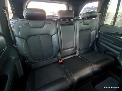 2022 Jeep Grand Cherokee Altitude