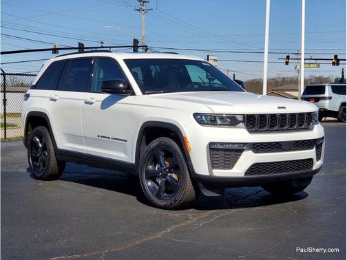 2026 Jeep Grand Cherokee Altitude
